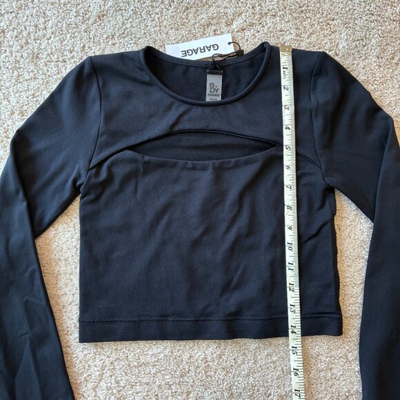 NWT B.Day Garage Open Front Crop Long-Sleeve Sleek Black Top Tee Shirt - Picture 8 of 9
